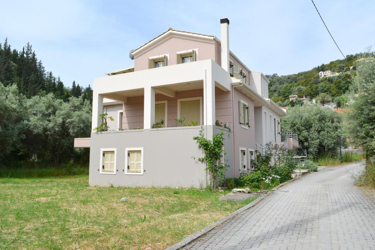 Il Segreto Di Varda Apartment Apolpaina Exterior foto